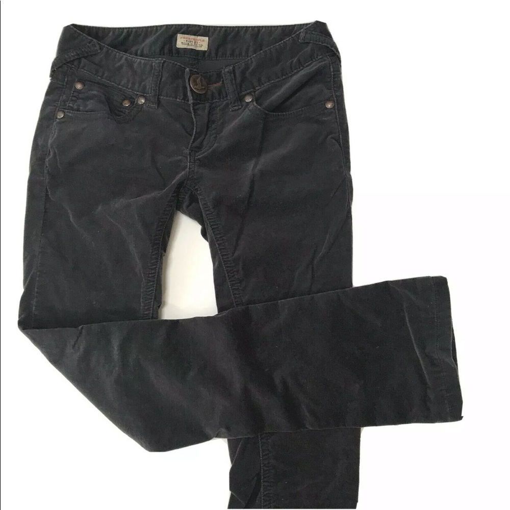 Free People Velvet Low Rise Jeans, Size 25